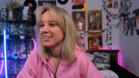 lina online show from March 2025 09:04:01 PM