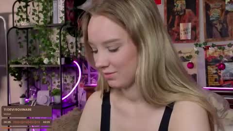 lina online show from September 2025 09:25:02 PM