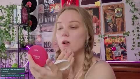 lina online show from September 2025 09:19:01 PM