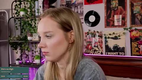 lina online show from October 2025 09:13:02 PM