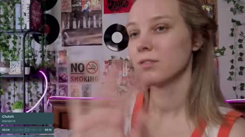 lina online show from October 2025 09:34:01 PM