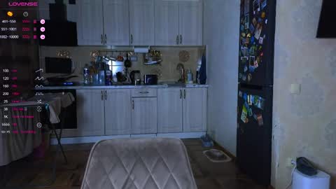 Snapshot of darlina_ryan chatting on April 2026 04:42:02 PM Darlina online show from April 2026 04:42:02 PM