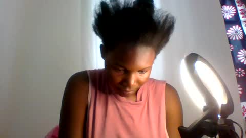 Snapshot of darling_dreamer2 chatting on June 2026 05:14:01 AM darling_dreamer2 online show from June 2026 05:14:01 AM