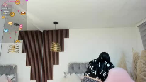 darling  online show from April 2026 10:42:02 AM