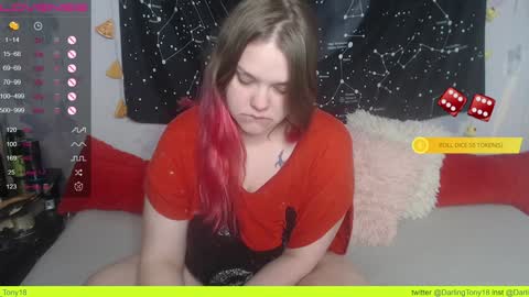 Snapshot of darling_tony18 chatting on December 2024 06:50:01 PM darling_tony18 online show from December 2024 06:50:01 PM