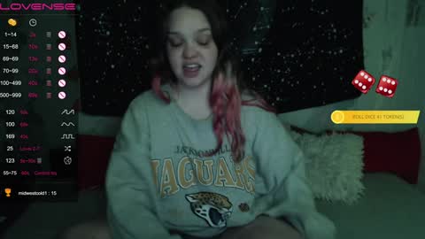 Snapshot of darling_tony18 chatting on January 2025 01:56:01 AM darling_tony18 online show from January 2025 01:56:01 AM