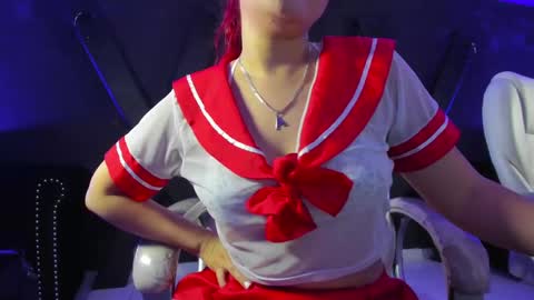 Snapshot of darlingbdsm_ chatting on February 2025 06:53:01 PM Darling online show from February 2025 06:53:01 PM