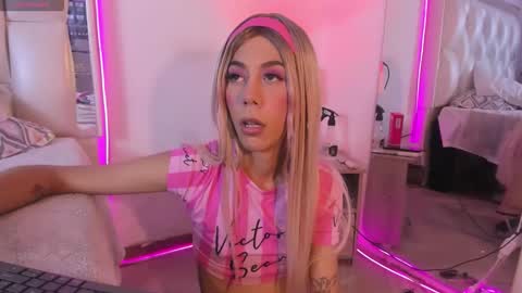 darlyn_tenderhot__ online show from March 2026 05:52:01 PM