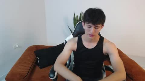 darrencolleen online show from May 2026 09:09:01 PM