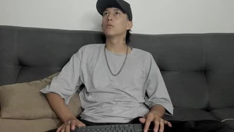 Snapshot of darsel_night chatting on December 2025 08:25:01 PM darsel_night online show from December 2025 08:25:01 PM