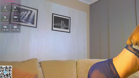 Snapshot of darslycat chatting on November 2025 07:03:01 PM DarslyCat online show from November 2025 07:03:01 PM