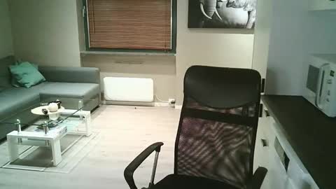 Dario online show from November 2025 08:18:02 PM