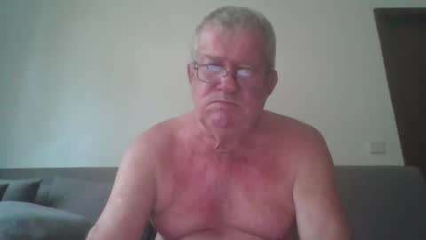 darwincock online show from April 2026 01:17:01 AM