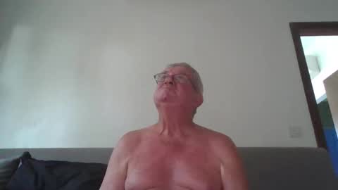 Snapshot of darwincock chatting on April 2026 06:51:02 AM darwincock online show from April 2026 06:51:02 AM