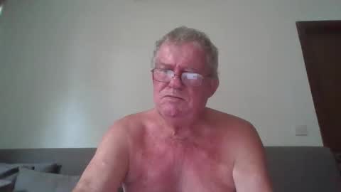 Snapshot of darwincock chatting on April 2026 02:26:02 AM darwincock online show from April 2026 02:26:02 AM