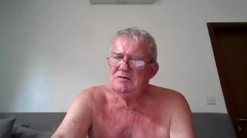 Snapshot of darwincock chatting on June 2026 03:39:01 AM darwincock online show from June 2026 03:39:01 AM