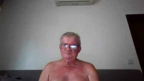 Snapshot of darwincock chatting on July 2026 01:32:02 AM darwincock online show from July 2026 01:32:02 AM