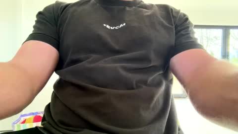 Snapshot of darwins_dessert chatting on March 2026 01:25:01 PM darwins_dessert online show from March 2026 01:25:01 PM