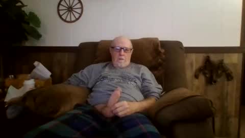 dave571960 online show from October 2025 10:24:02 AM