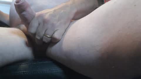 Snapshot of davedevine4 chatting on September 2025 05:12:02 PM Dave Devine online show from September 2025 05:12:02 PM