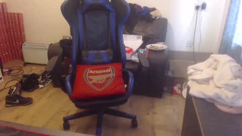 Snapshot of daver281197 chatting on February 2025 09:46:01 AM dave online show from February 2025 09:46:01 AM