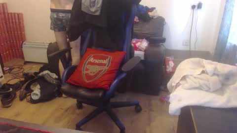 Snapshot of daver281197 chatting on March 2025 03:45:02 PM dave online show from March 2025 03:45:02 PM