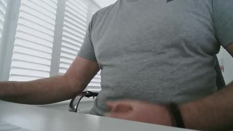 Snapshot of davesu12345 chatting on February 2026 12:20:02 PM davesu12345 online show from February 2026 12:20:02 PM