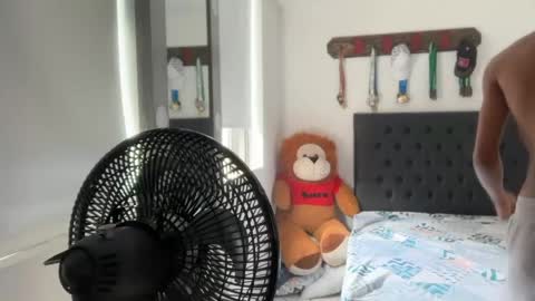 david_hot44 online show from June 2026 04:46:02 PM
