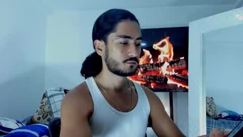 Hey im David that loves to explore and speak their fantasies. Very open talktative and nice. Feel free to chat with me online show from January 2026 12:46:01 AM