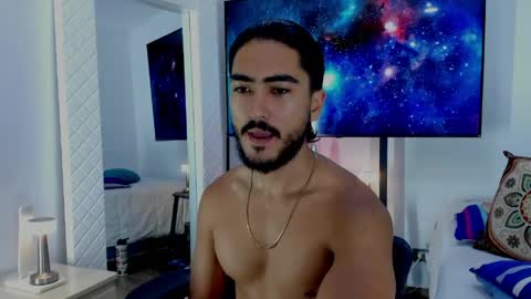 Snapshot of david_johnson372 chatting on April 2026 10:39:02 AM Hey im David that loves to explore and speak their fantasies. Very open talktative and nice. Feel free to chat with me online show from April 2026 10:39:02 AM