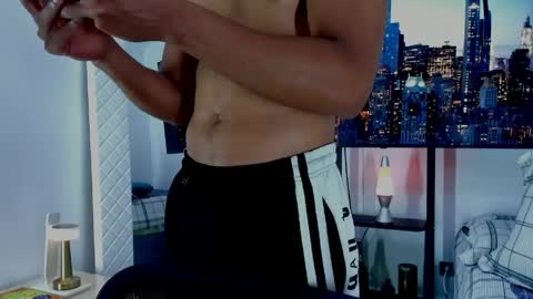 Snapshot of david_johnson372 chatting on April 2026 11:21:01 PM Hey im David that loves to explore and speak their fantasies. Very open talktative and nice. Feel free to chat with me online show from April 2026 11:21:01 PM