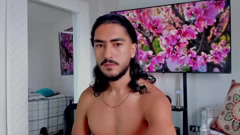 Snapshot of david_johnson372 chatting on May 2026 01:49:02 PM Hey im David that loves to explore and speak their fantasies. Very open talktative and nice. Feel free to chat with me online show from May 2026 01:49:02 PM