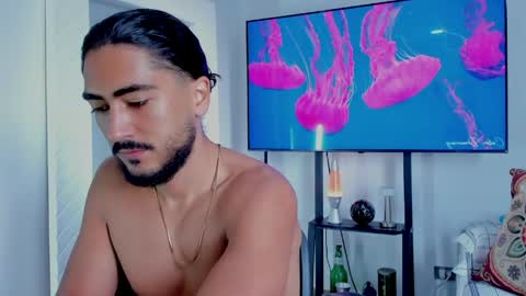 Snapshot of david_johnson372 chatting on May 2026 12:21:02 PM Hey im David that loves to explore and speak their fantasies. Very open talktative and nice. Feel free to chat with me online show from May 2026 12:21:02 PM