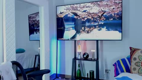 Snapshot of david_johnson372 chatting on May 2026 11:38:01 AM Hey im David that loves to explore and speak their fantasies. Very open talktative and nice. Feel free to chat with me online show from May 2026 11:38:01 AM
