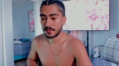 Snapshot of david_johnson372 chatting on May 2026 11:14:01 AM Hey im David that loves to explore and speak their fantasies. Very open talktative and nice. Feel free to chat with me online show from May 2026 11:14:01 AM