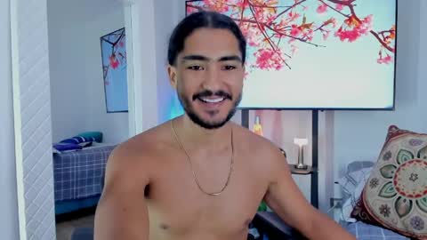 Snapshot of david_johnson372 chatting on May 2026 11:39:01 AM Hey im David that loves to explore and speak their fantasies. Very open talktative and nice. Feel free to chat with me online show from May 2026 11:39:01 AM