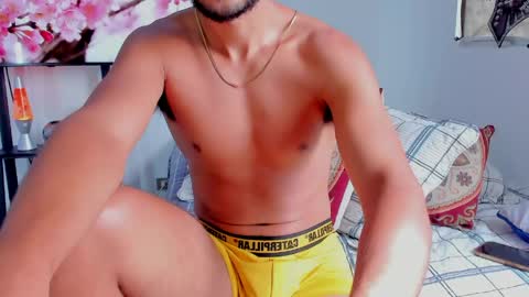 Snapshot of david_johnson372 chatting on May 2026 02:03:01 PM Hey im David that loves to explore and speak their fantasies. Very open talktative and nice. Feel free to chat with me online show from May 2026 02:03:01 PM