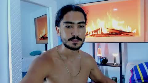 Snapshot of david_johnson372 chatting on June 2026 12:56:02 AM Hey im David that loves to explore and speak their fantasies. Very open talktative and nice. Feel free to chat with me online show from June 2026 12:56:02 AM