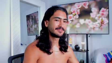Snapshot of david_johnson372 chatting on June 2026 01:14:01 PM Hey im David that loves to explore and speak their fantasies. Very open talktative and nice. Feel free to chat with me online show from June 2026 01:14:01 PM