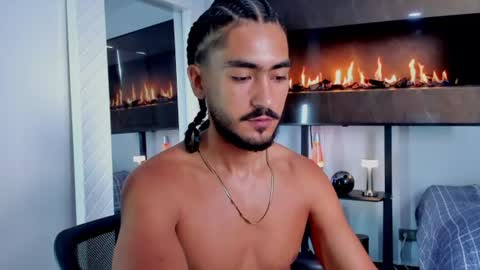 Hey im David that loves to explore and speak their fantasies. Very open talktative and nice. Feel free to chat with me online show from June 2026 12:16:01 PM