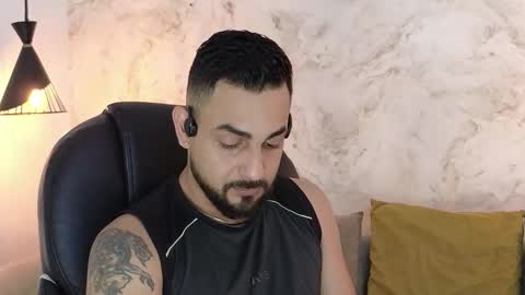 JF oliveira online show from October 2025 01:00:02 PM