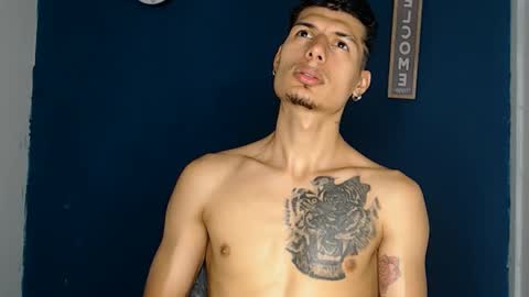 David Galvis - independent model online show from December 2024 06:17:01 PM