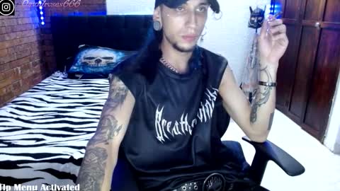   online show from November 2025 03:28:01 AM