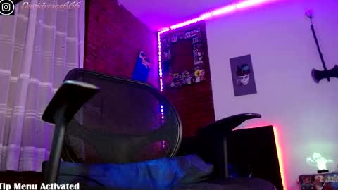   online show from November 2025 05:40:02 AM