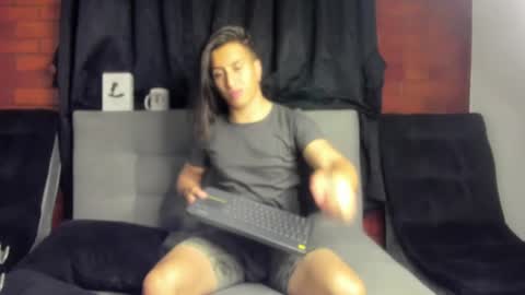 Snapshot of davidx_x21 chatting on January 2025 10:48:02 AM davidx_x21 online show from January 2025 10:48:02 AM