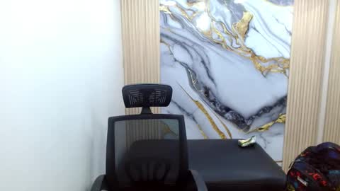 Daviidbuckx online show from February 2026 02:30:01 AM