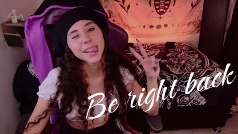 Davina online show from December 2025 04:11:01 PM