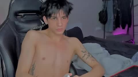 Snapshot of davisross chatting on January 2025 10:53:02 AM davis online show from January 2025 10:53:02 AM