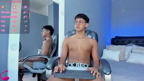 dawn_16 online show from November 2025 09:27:02 PM