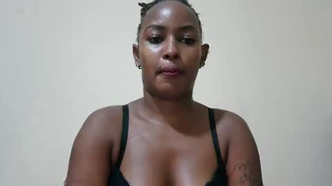 Snapshot of daxeandblack chatting on April 2026 11:19:01 AM daxeandblack online show from April 2026 11:19:01 AM